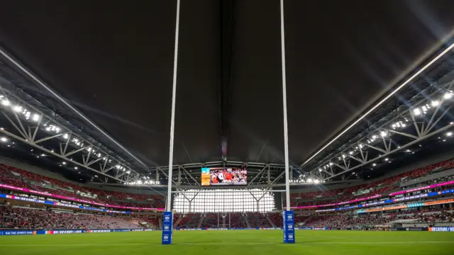 孙继海晒视频发出疑问：为什么现在小孩顺拐那么多